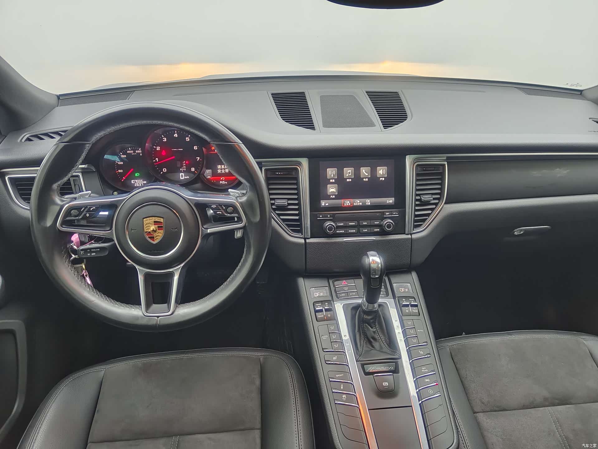 Porsche Macan, 2018 10