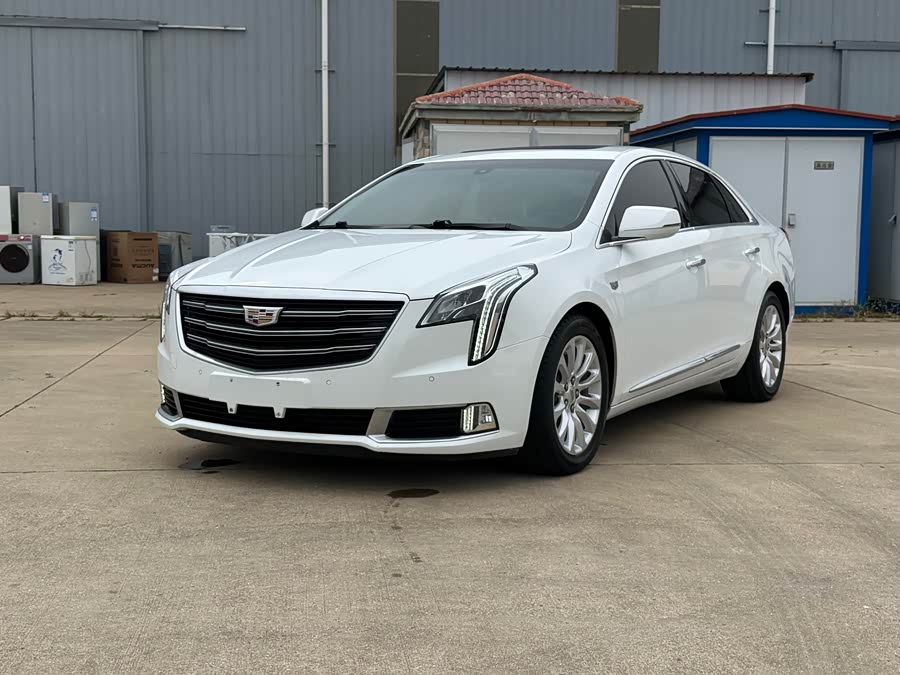 Cadillac XTS 2018, фото 1