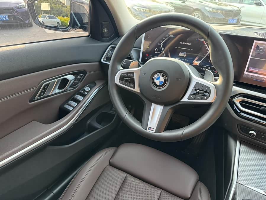 BMW 3 Series 2024, фото 15