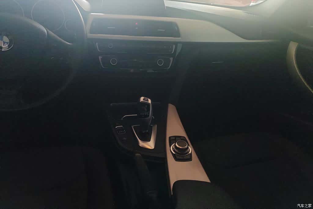 BMW 3 Series, 2016 13