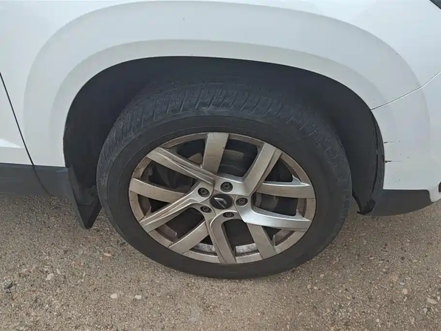 Jetta VS5