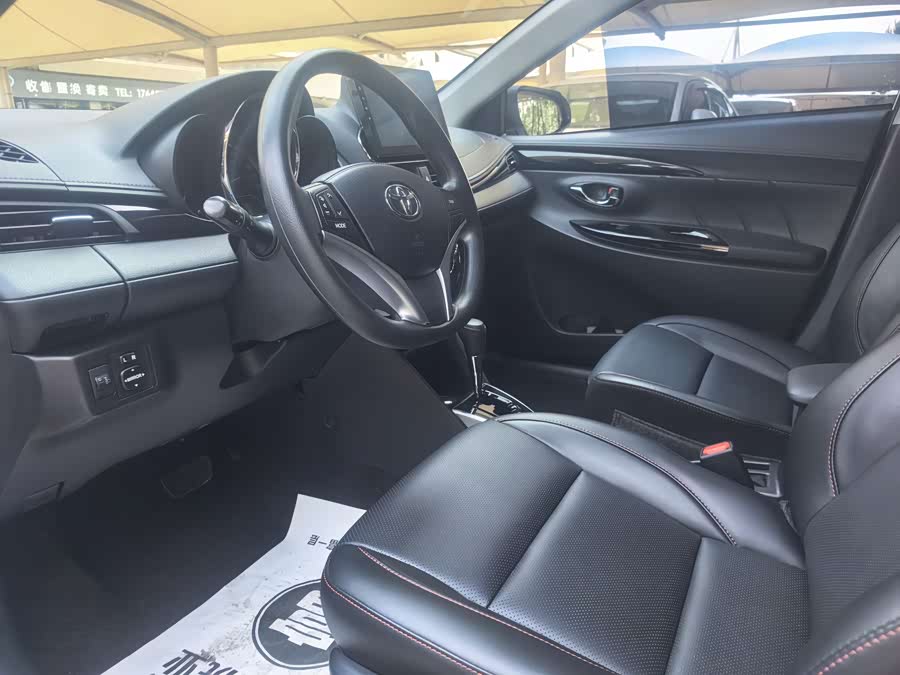 Toyota YARiS L 2023, фото 4