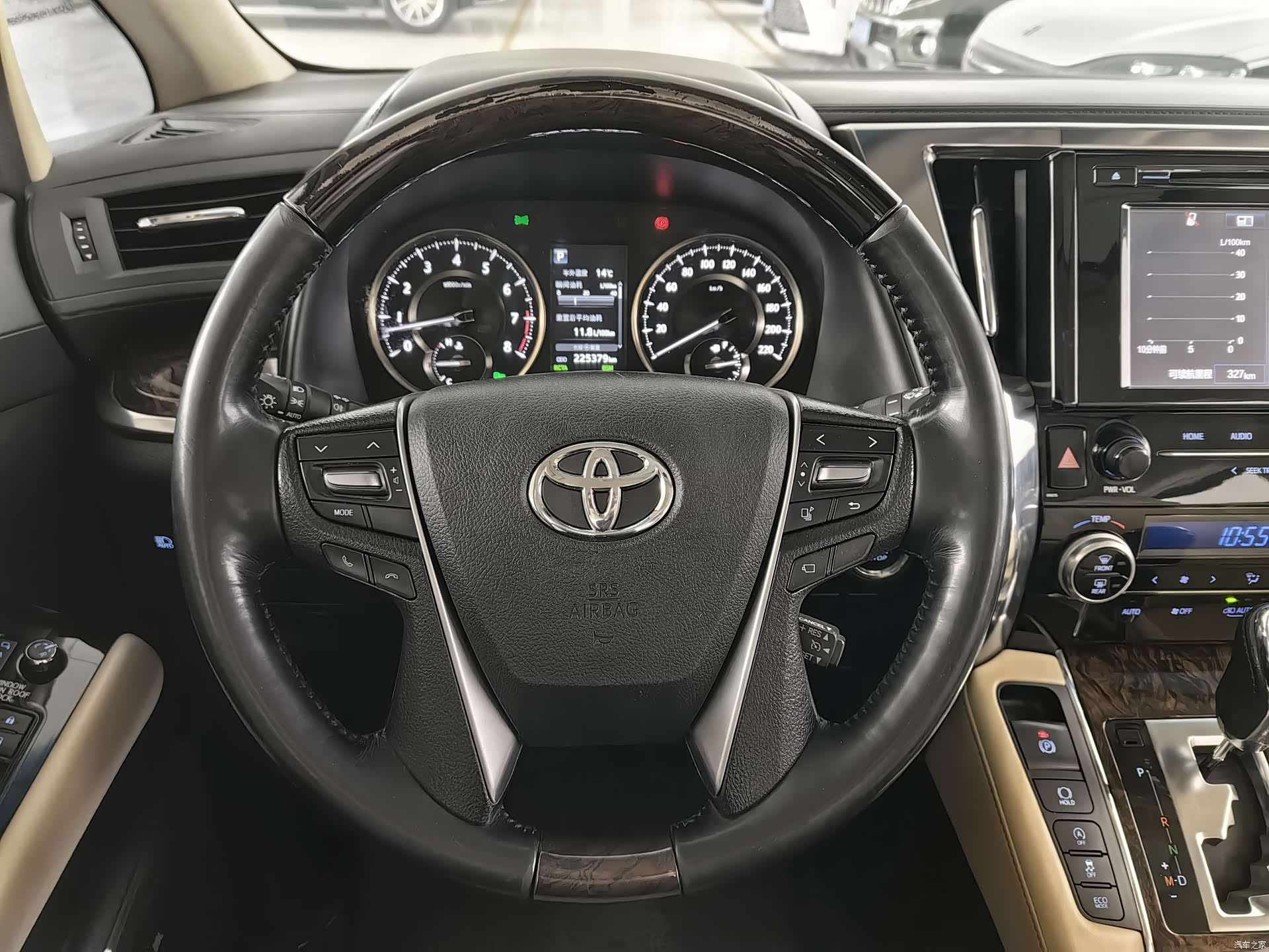Toyota Alphard, 2018 7