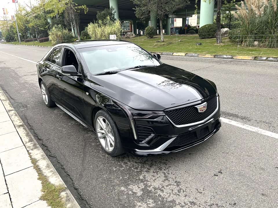 Cadillac CT4