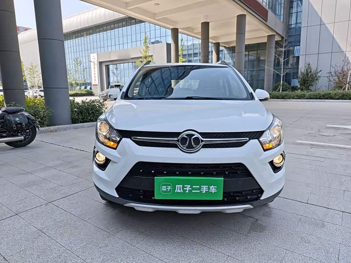 BAIC Senova X25 2015 1.5L МКПП Комфорт