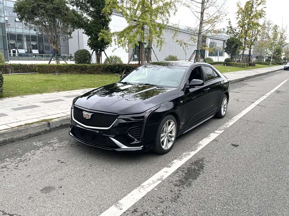 Cadillac CT4