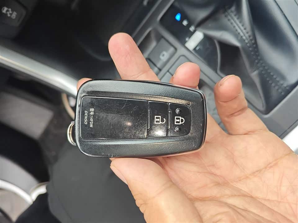 Toyota RAV4 Rongfang