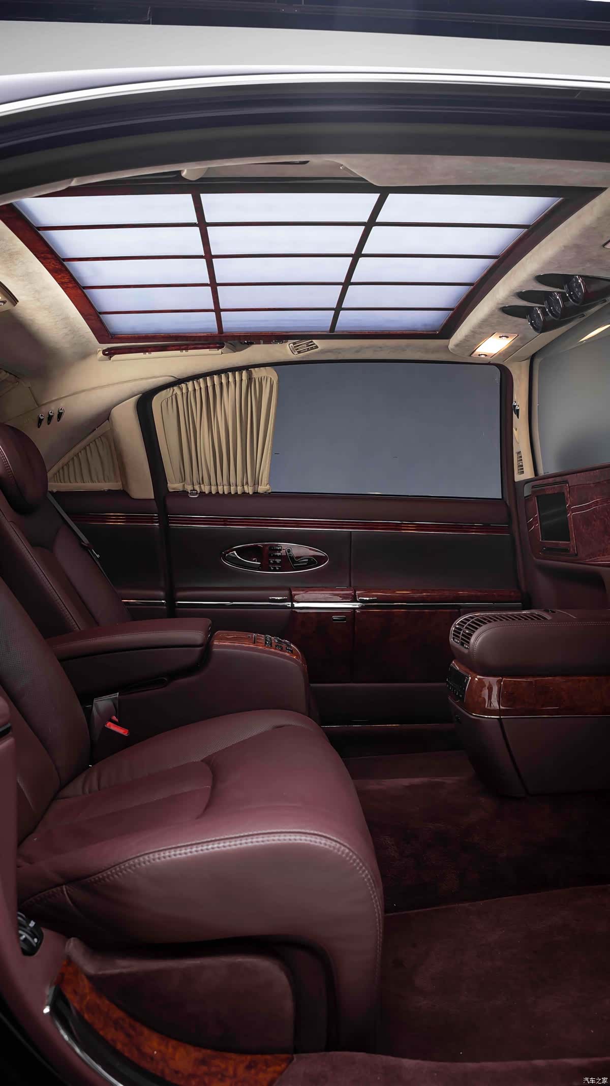 Maybach 62, 2007 14