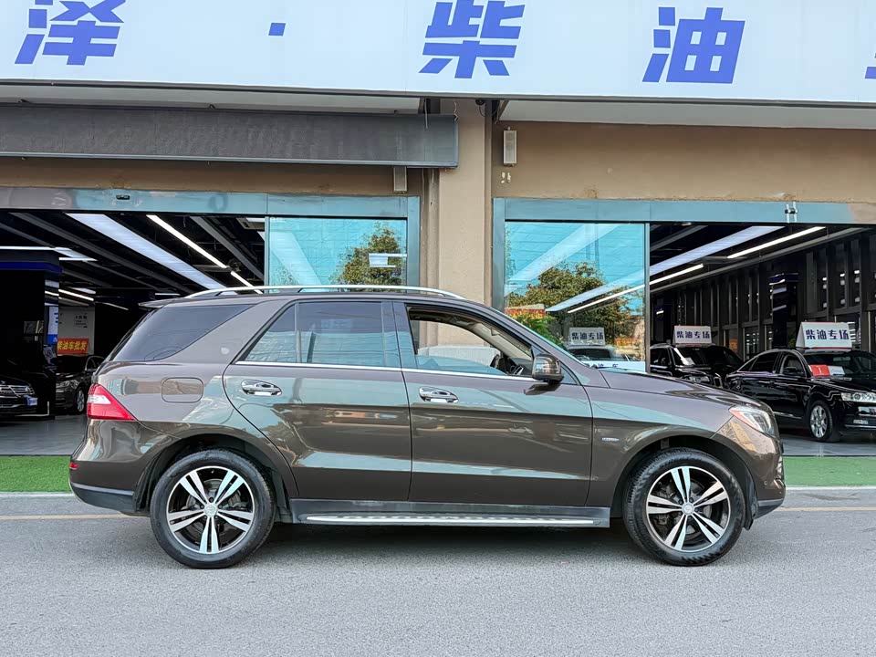 Mercedes-Benz M class