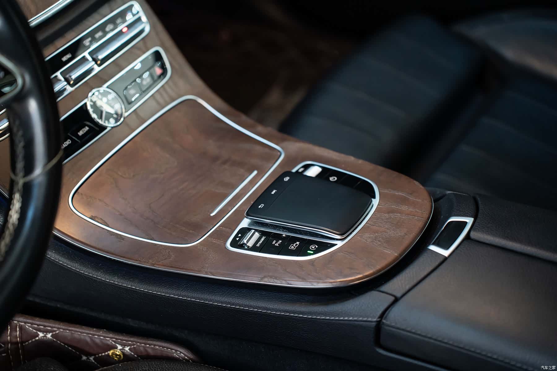 Mercedes-Benz E-Class, 2019 12