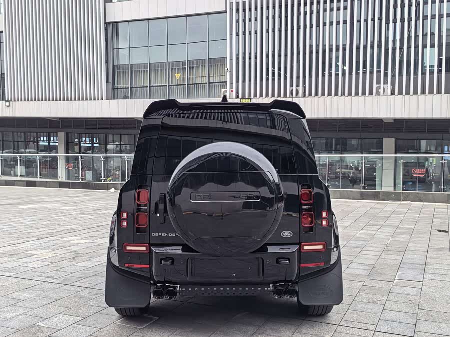 Land Rover Defender 2025, фото 4