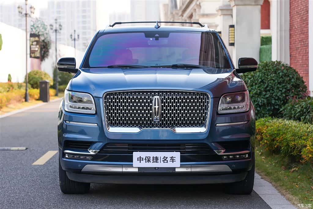 Lincoln Navigator, 2019 3