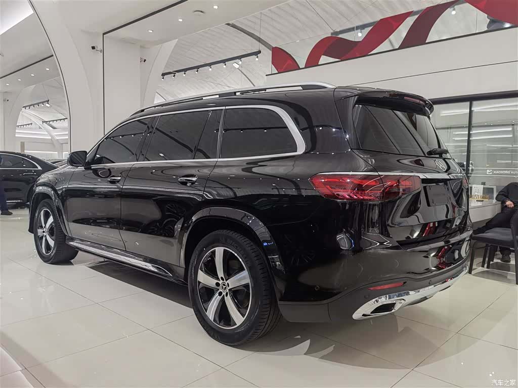 Mercedes-Benz GLS, 2024 18