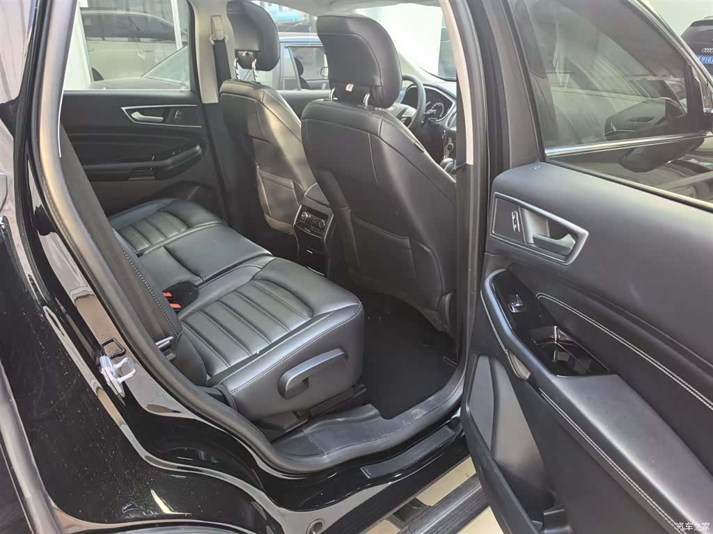 Ford Edge, 2019 13