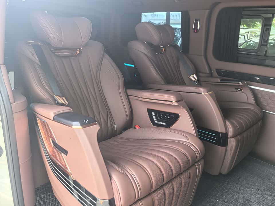Toyota HIACE Toyota HIACE