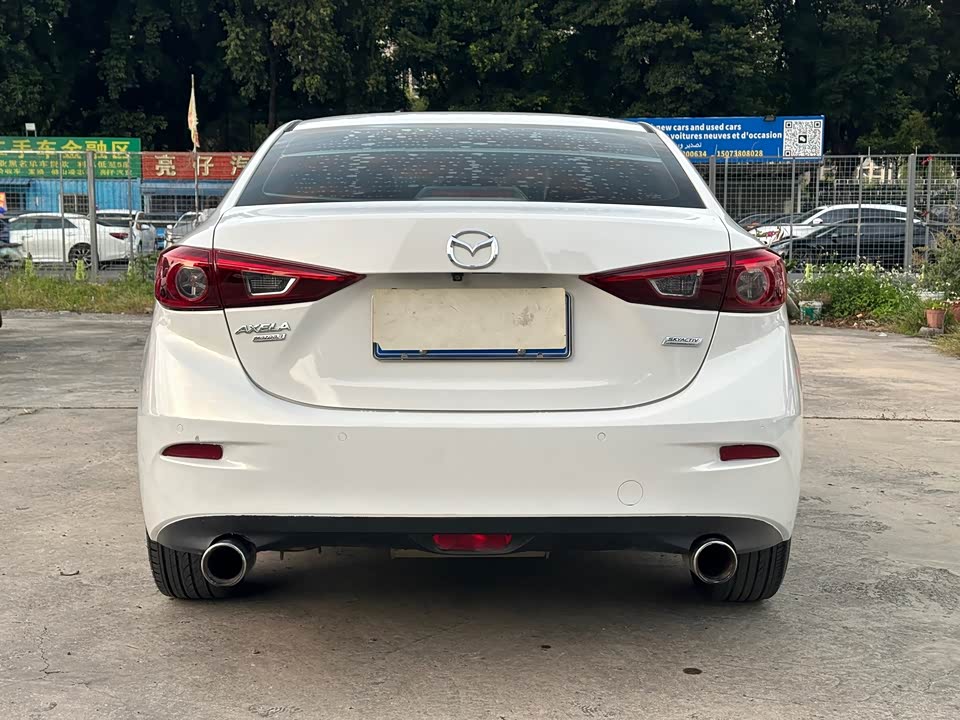 Mazda 3 Angkesaila