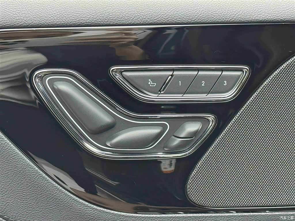 Lincoln Aviator, 2023 16