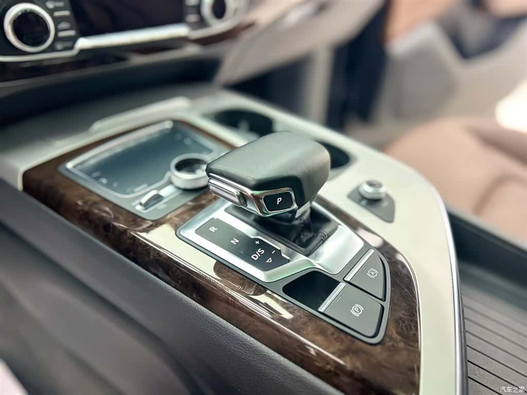 Audi Q7, 2017 13