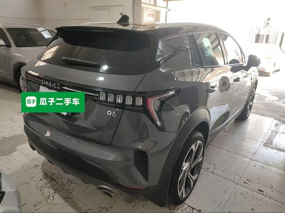 Lynk & Co 06 Lynk & Co 06