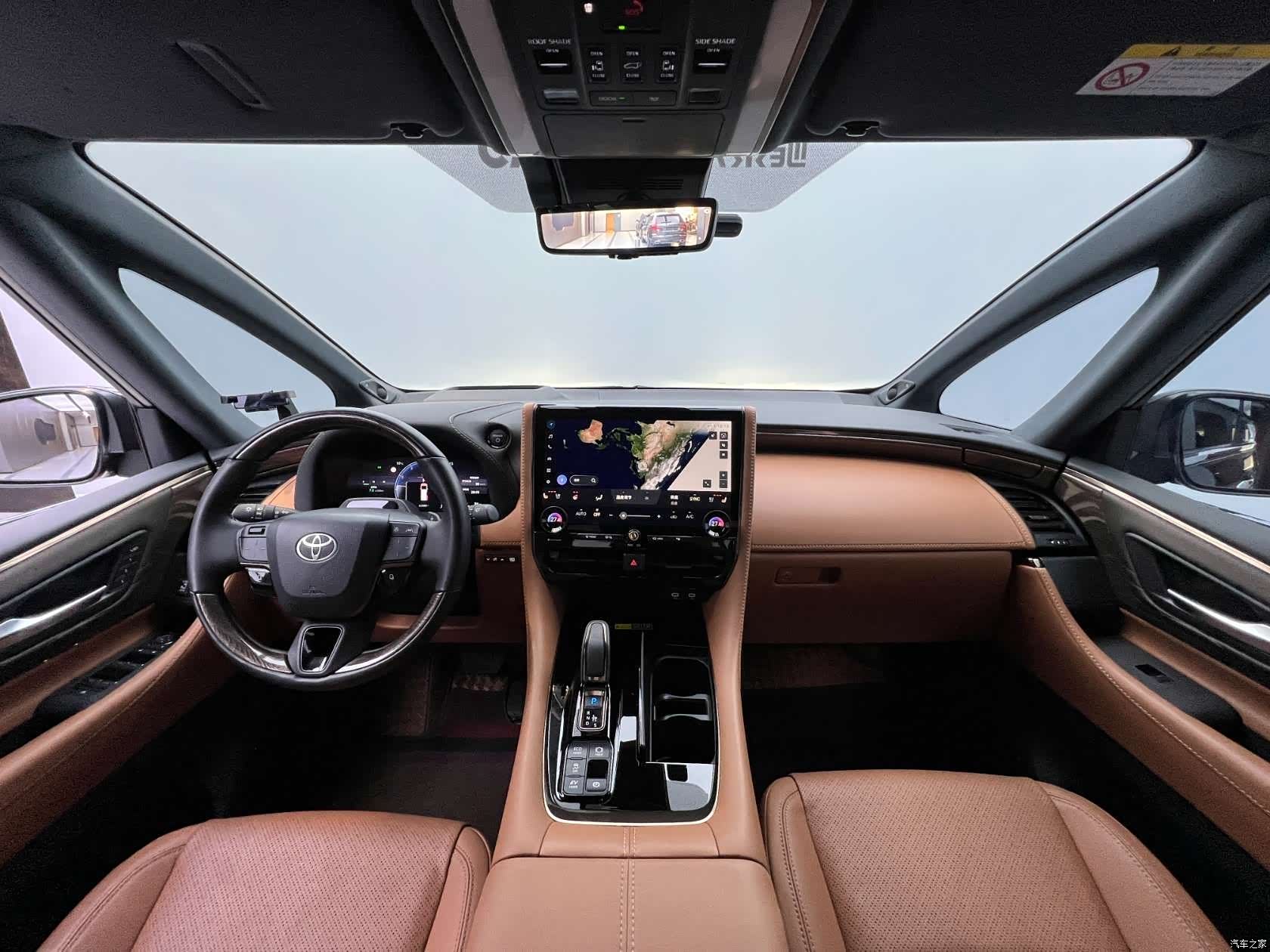 Toyota Alphard, 2025 13