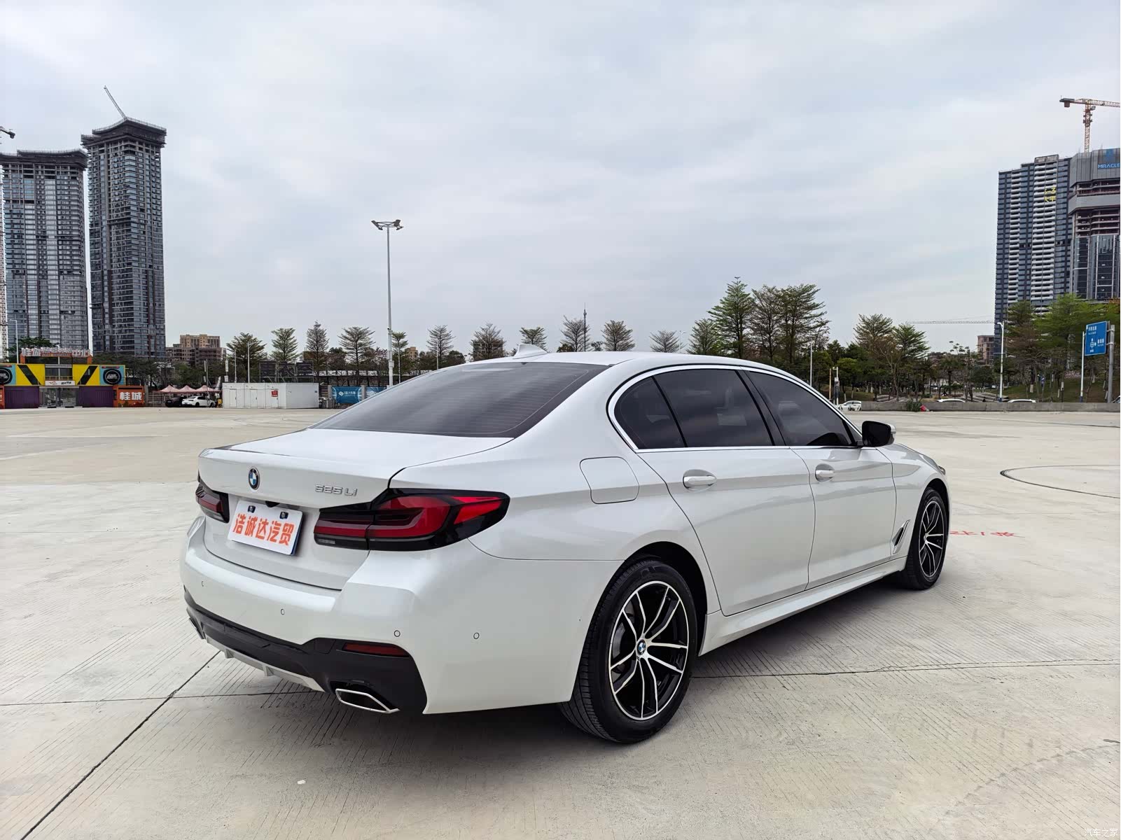 BMW 5 Series, 2023 14