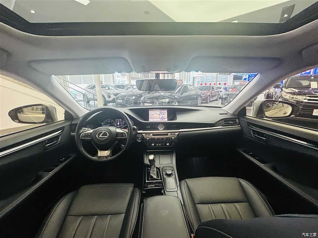 Lexus ES, 2017 14