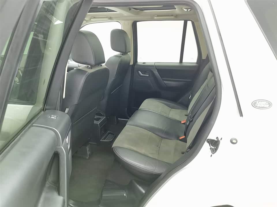 Land Rover Freelander 2