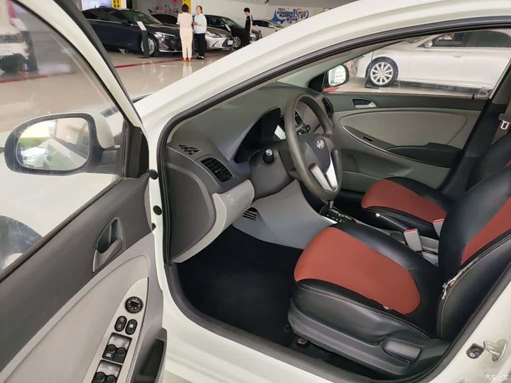 Hyundai GLS, 2017 16