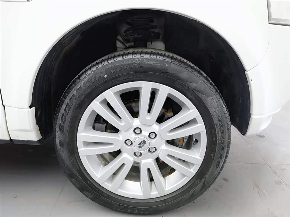 Land Rover Freelander 2