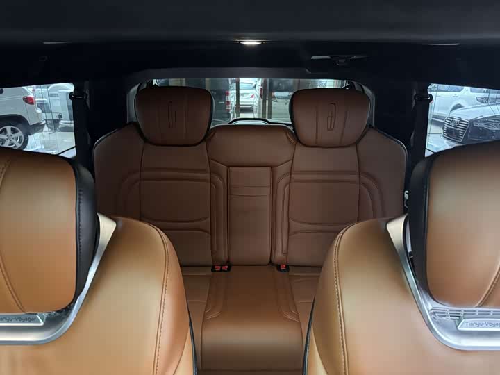Lincoln Navigator, 2019 года фото 10