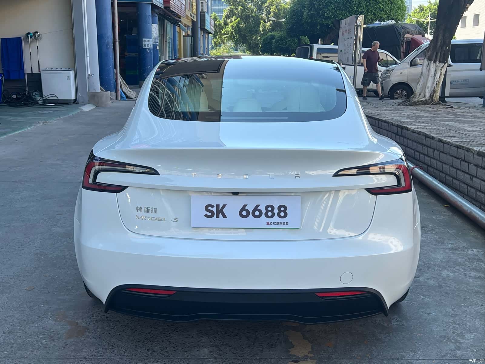 Tesla Model 3, 2023 6