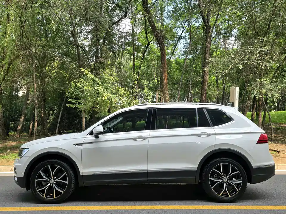 Volkswagen Tiguan L Volkswagen Tiguan L