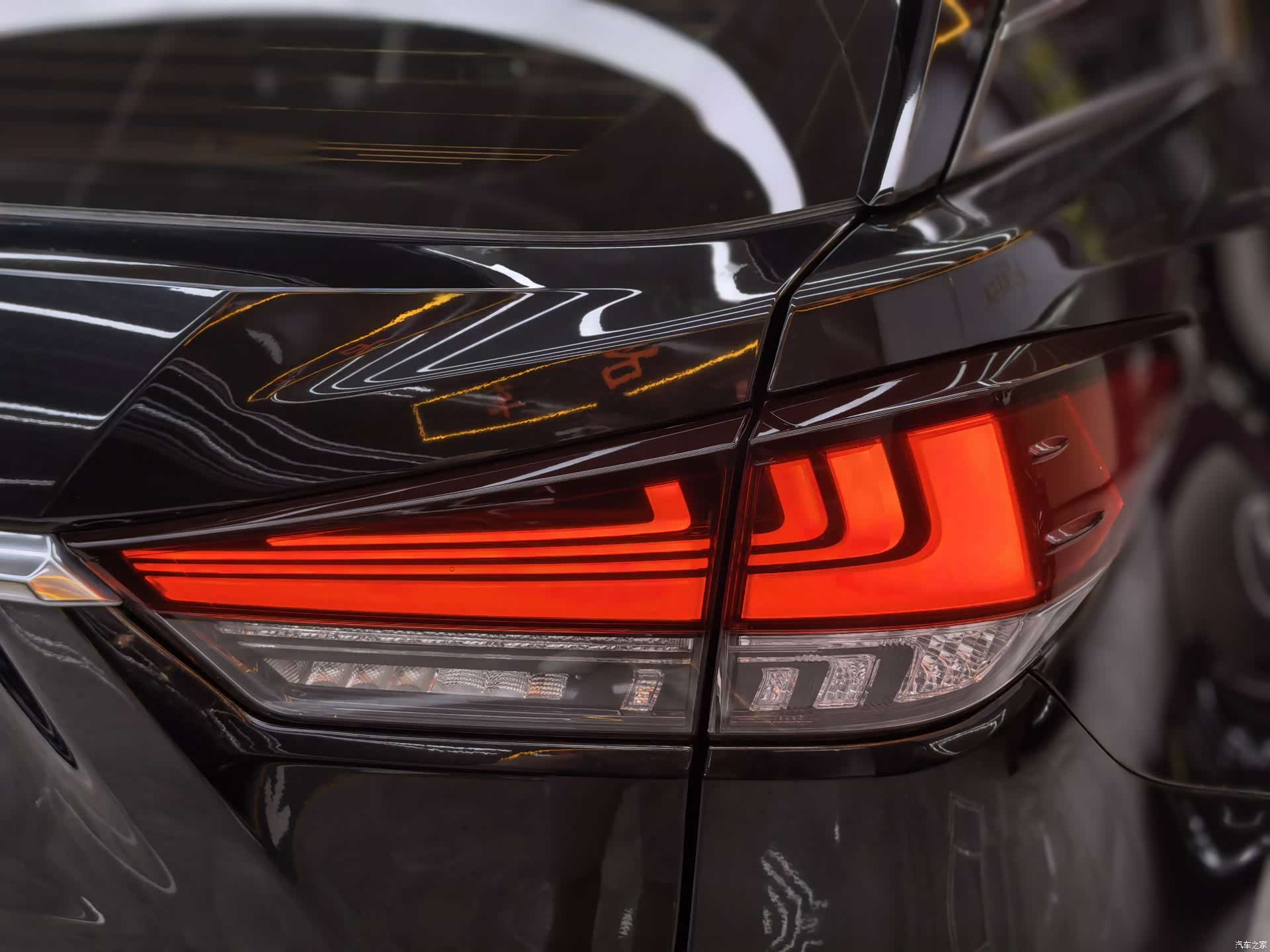 Lexus RX, 2021 32