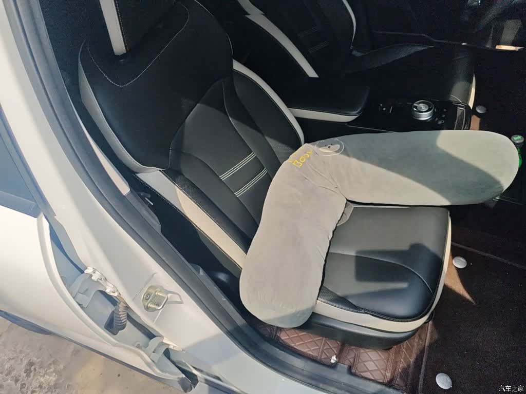 Geely E, 2022 20