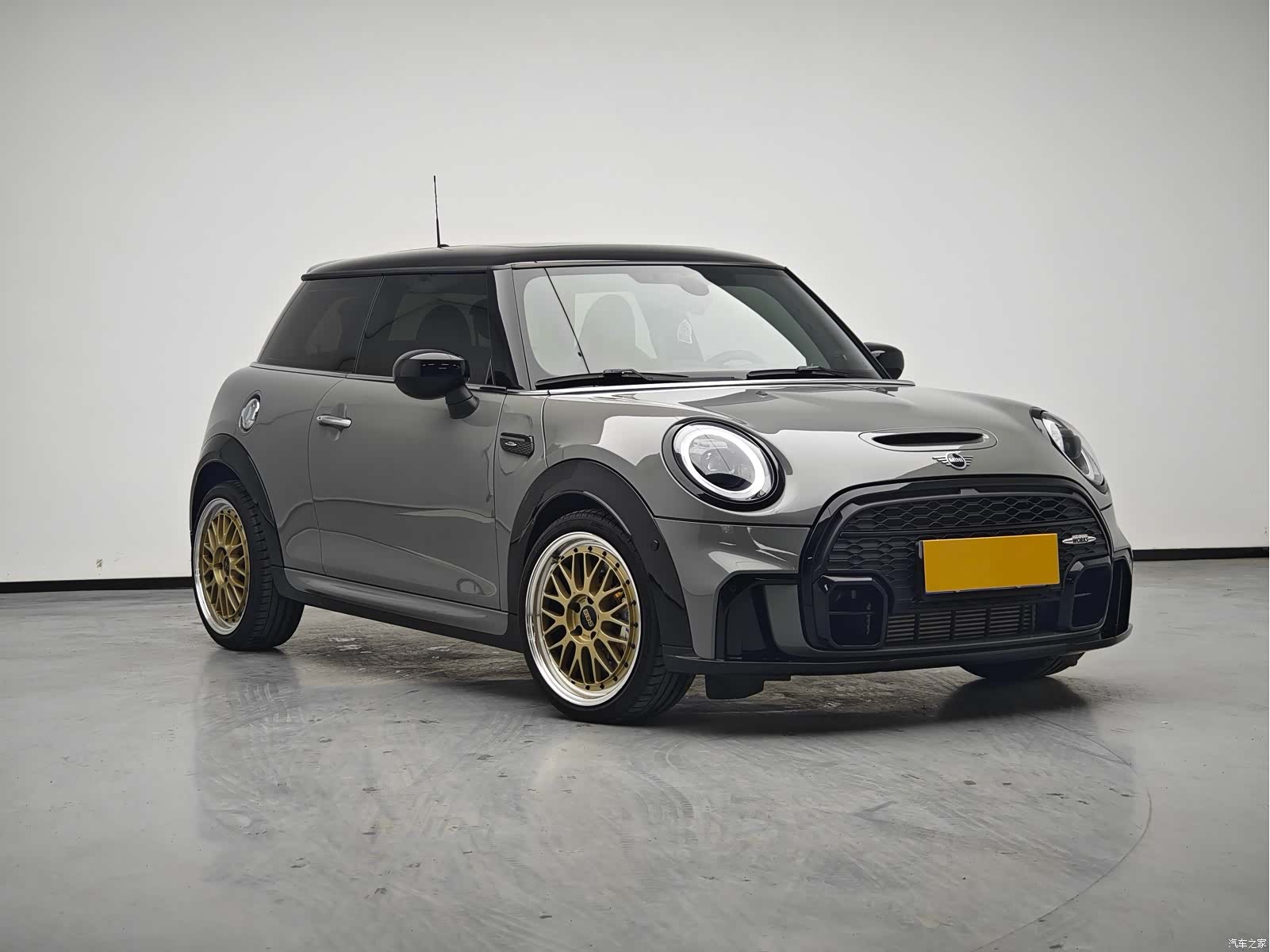 Mini Cooper, 2021 3