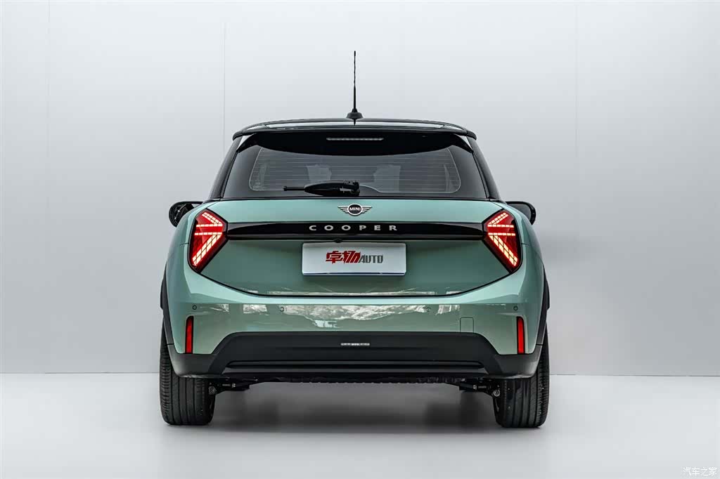 Mini Cooper, 2026 6