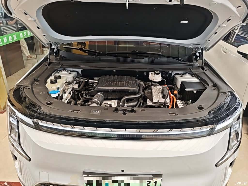 Jetour L7, 2025 16