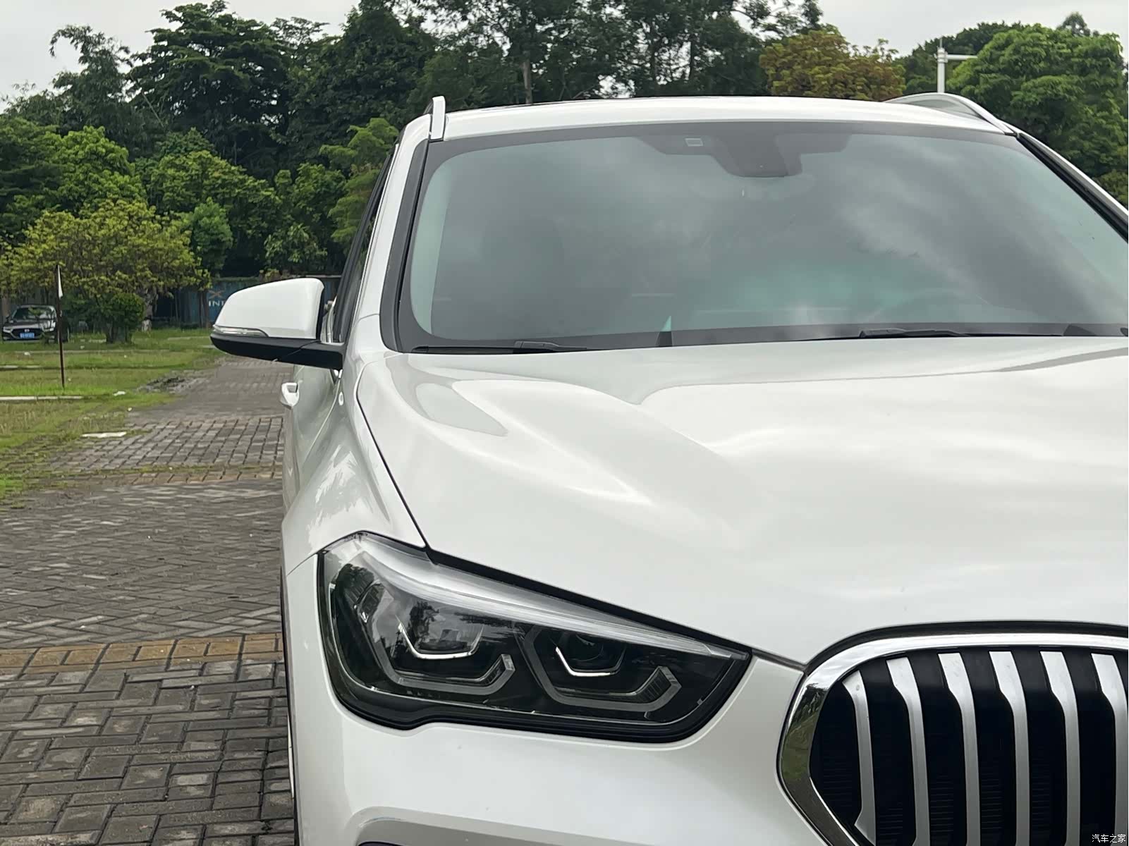 BMW X1, 2021 все фото