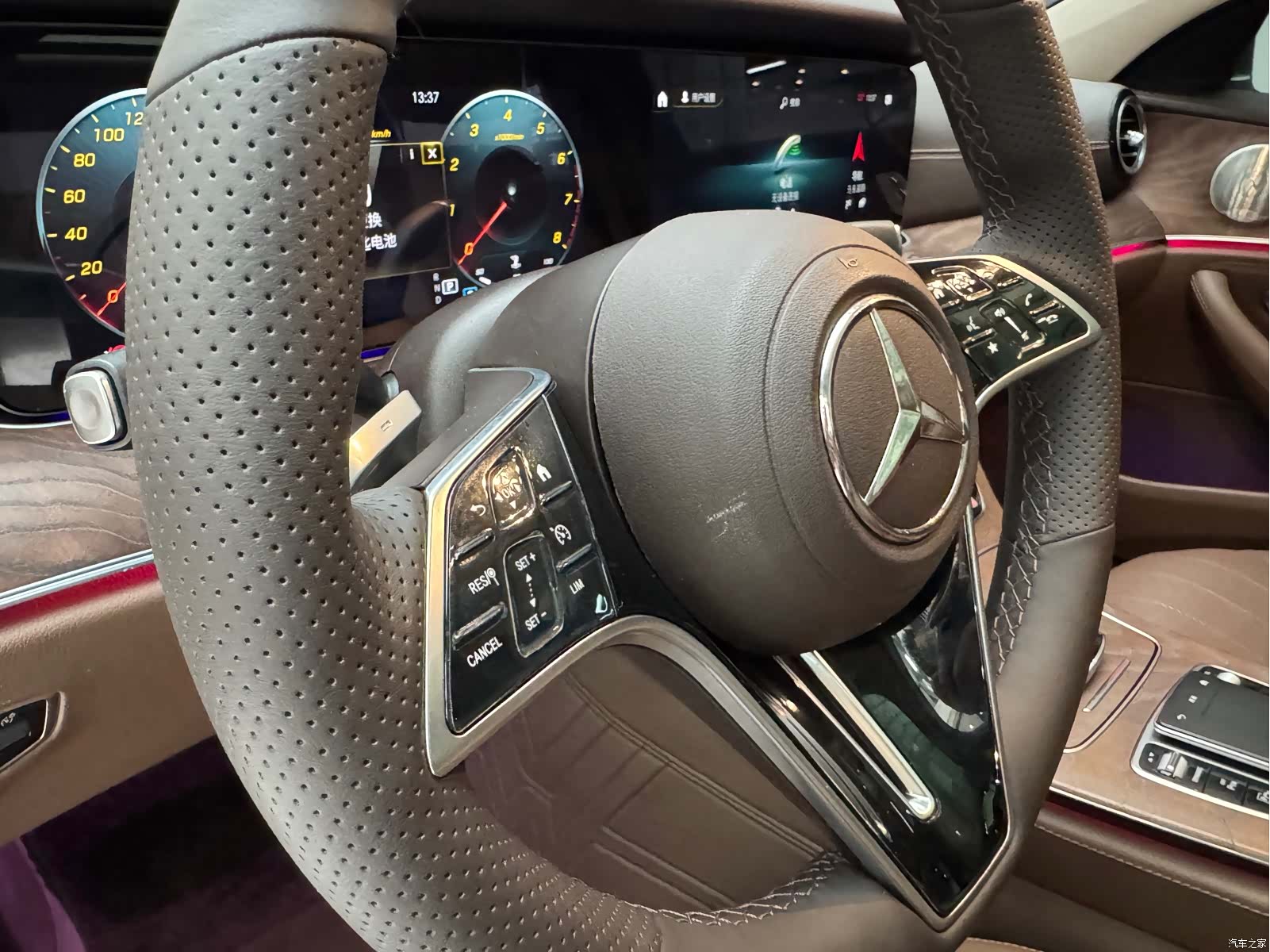 Mercedes-Benz E-Class, 2022 23