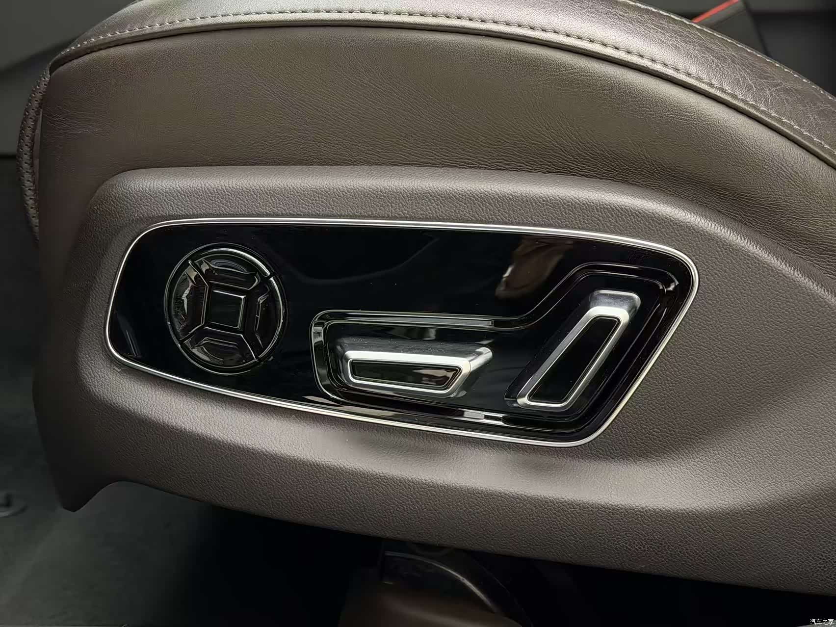 Audi A8L, 2022 12