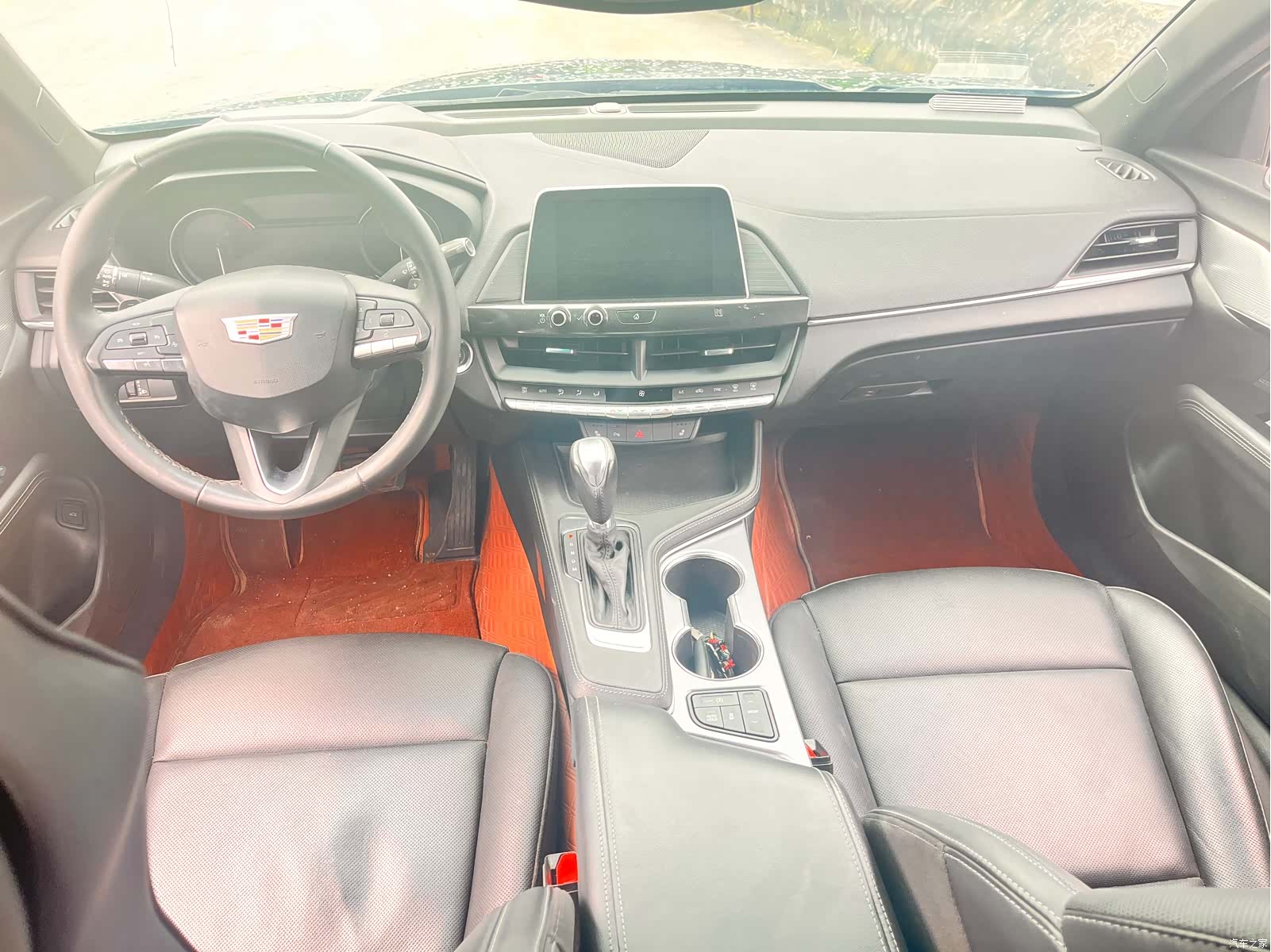 Cadillac CT4, 2021 все фото