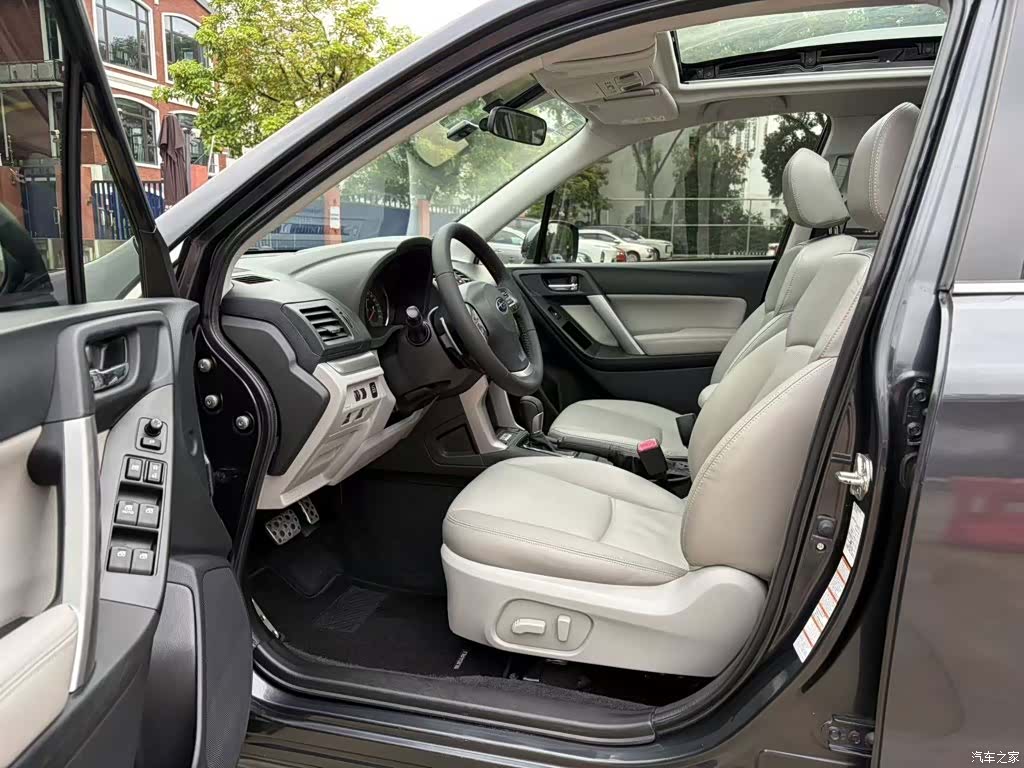 Subaru Forester, 2014 4