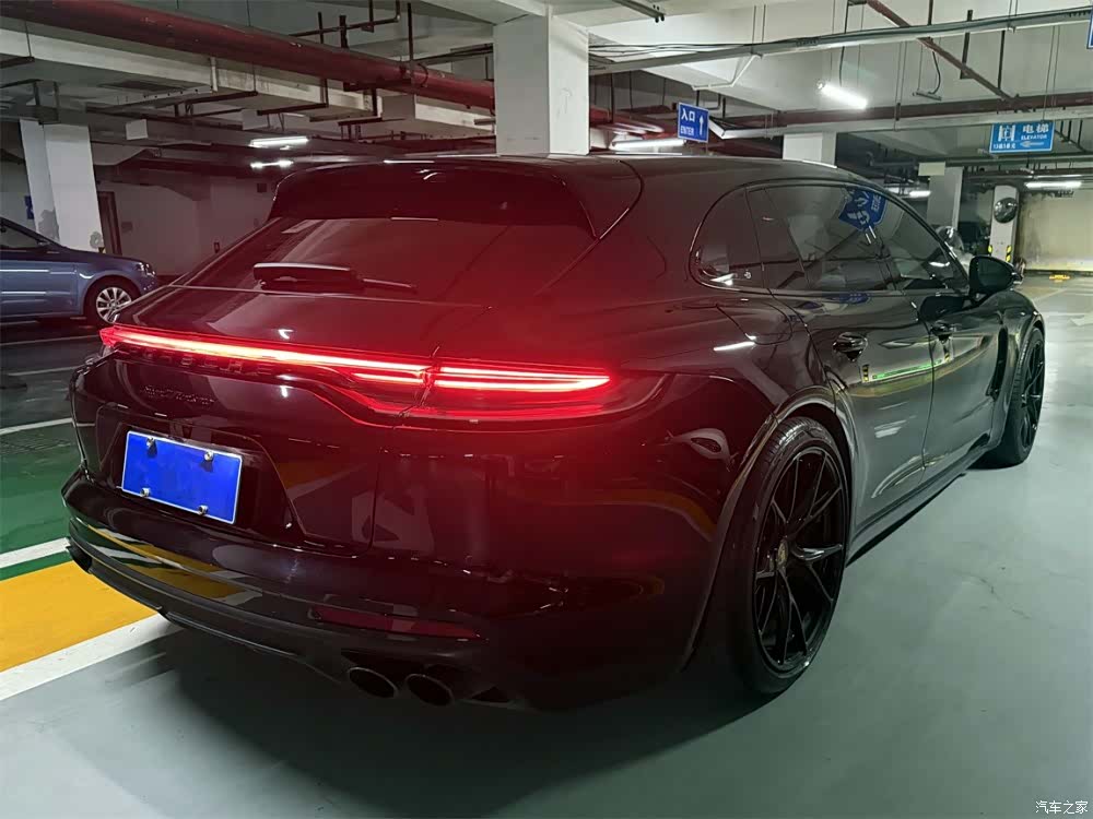 Porsche Panamera, 2023 9