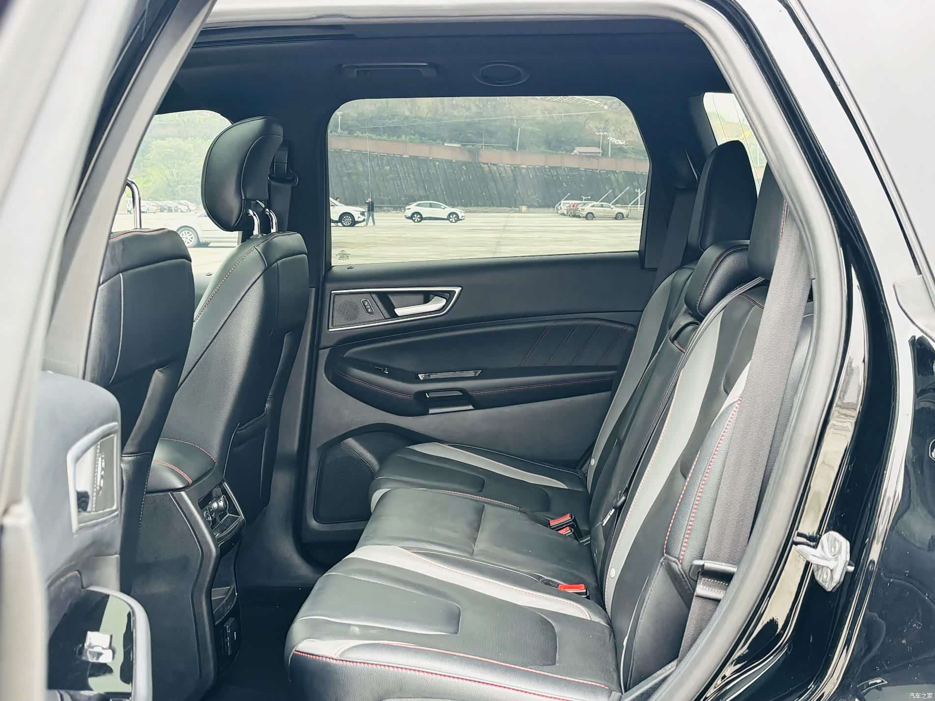 Ford Edge, 2019 16