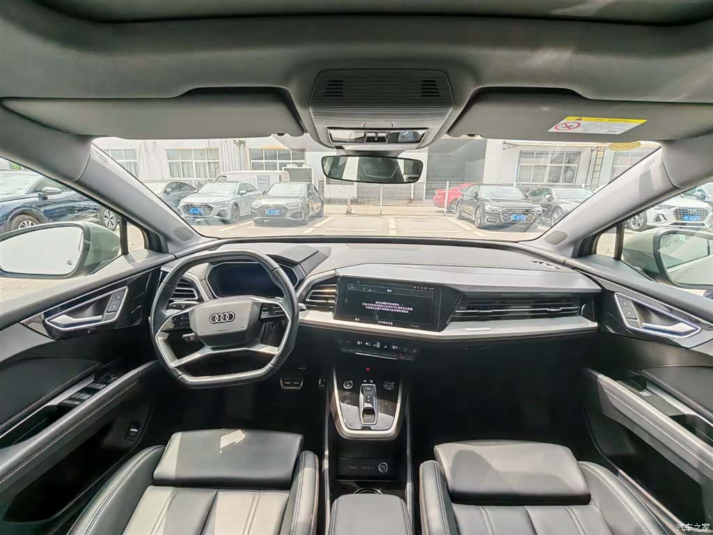 Audi Q4 e-tron, 2025 17