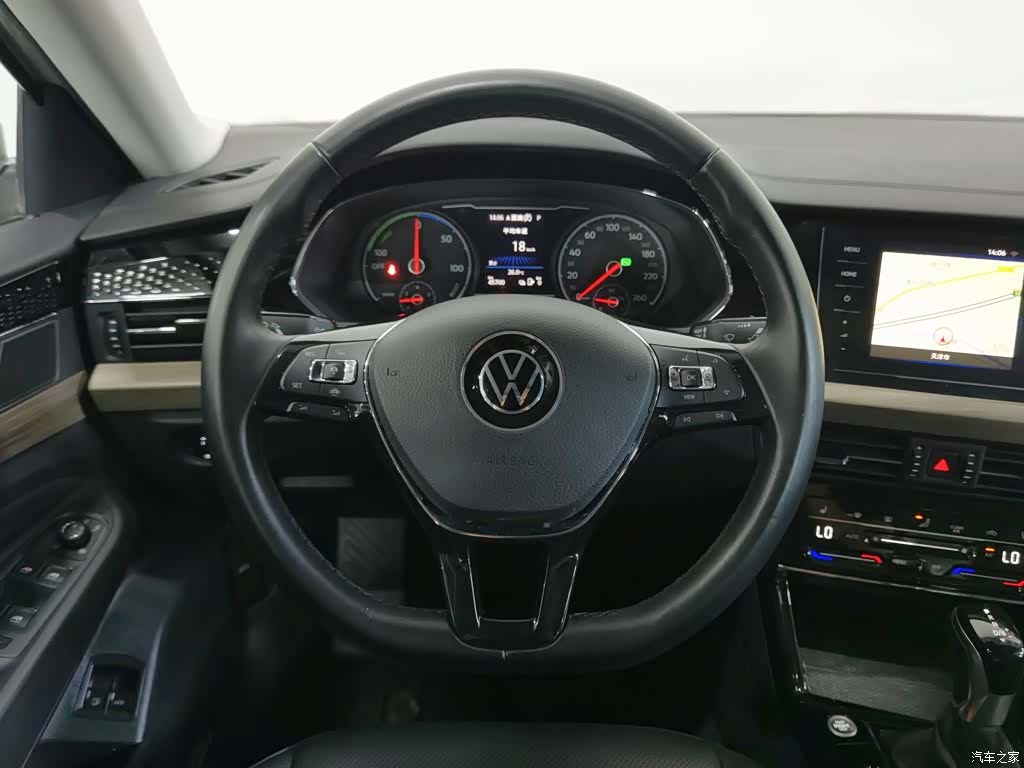 Volkswagen Passat, 2021 11