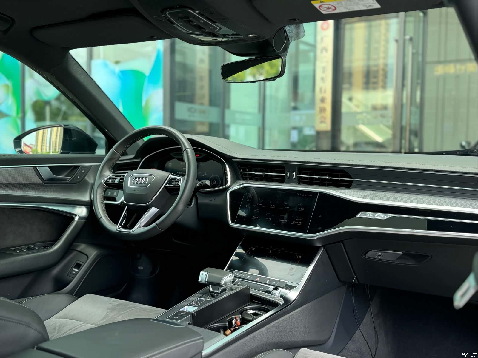 Audi A6L, 2019 26