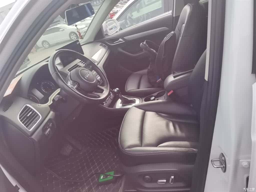 Audi Q3, 2017 15