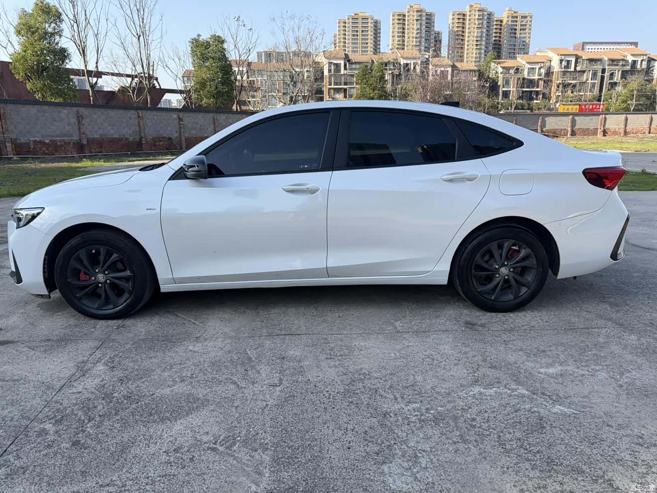 Buick Verano, 2022 4