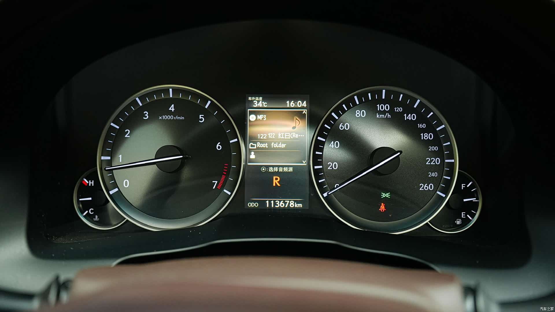 Lexus ES, 2018 24